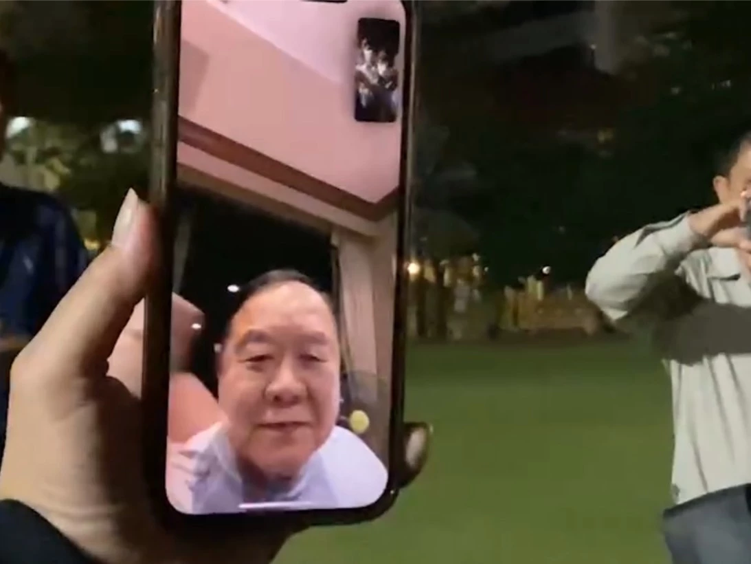 'ประวิตร' พอใจวิดีโอคอลคุย นศ. เชื่อลดขัดแย้งได้ ย้ำพปชร.หาเสียงสร้างสรรค์