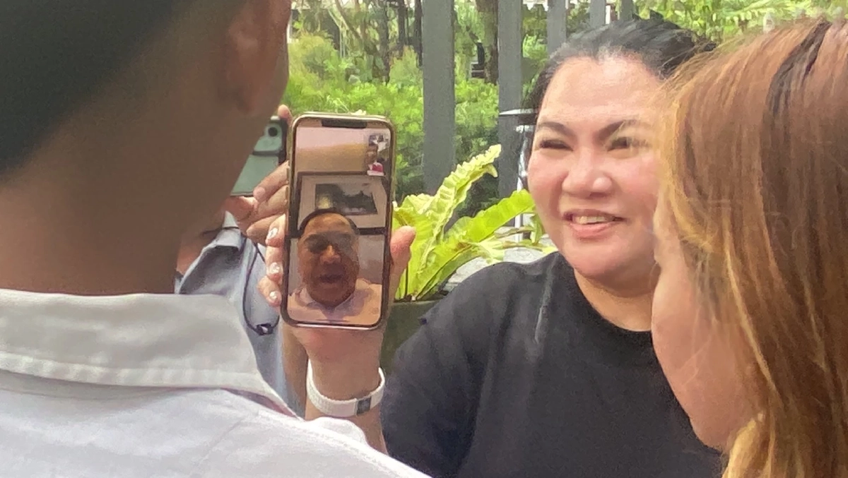 เลือกตั้ง66 : 'ลุงป้อม’ เดินหน้าวิดีโอคอลหาเสียง อ้อนขอคะแนนเยาวชน