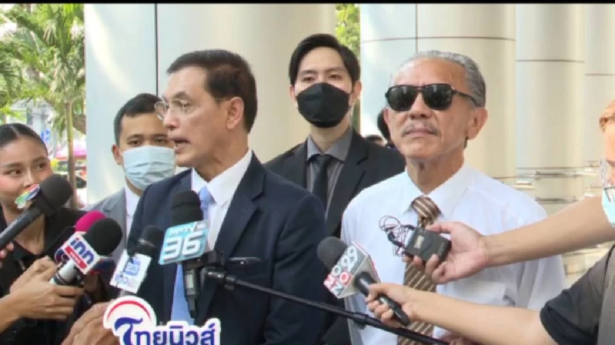 ชูวิทย์ กมลวิศิษฎ์