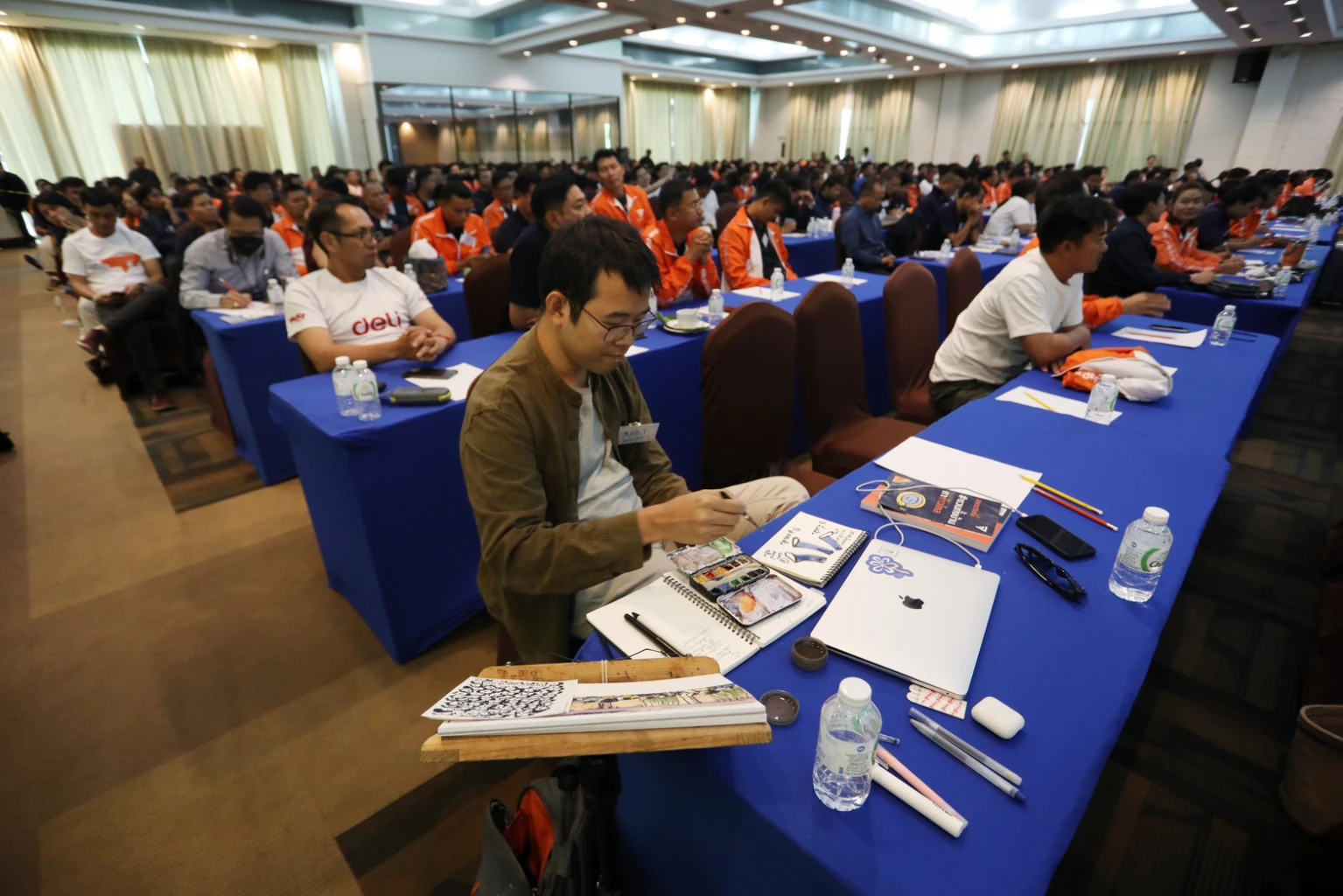 พรรคก้าวไกลจัดสัมมนา