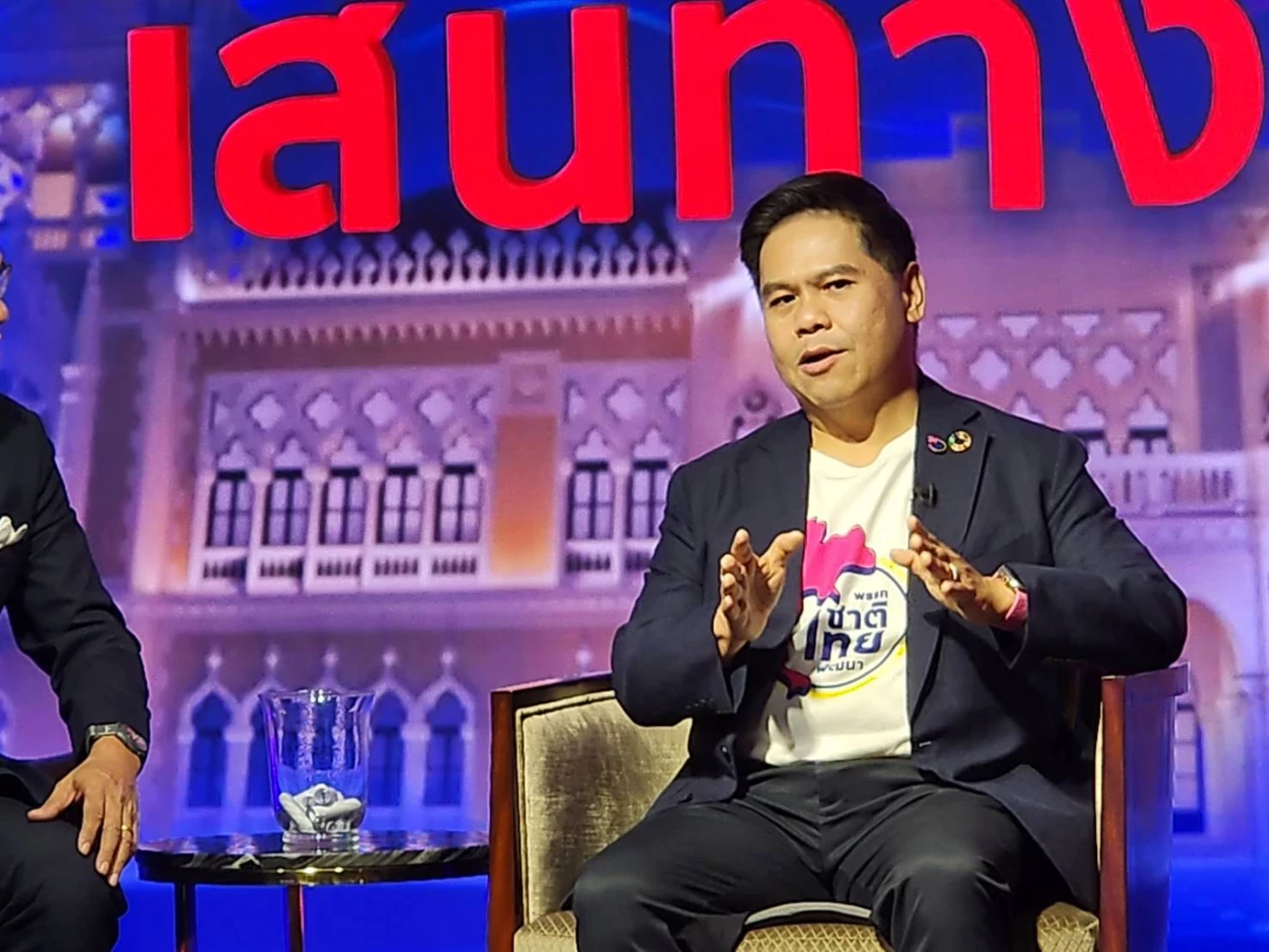 เส้นทางผู้นำ : ‘วราวุธ’ ตั้ง สสร. ร่างรธน.ใหม่ฉบับประชาชน เพิ่มโอกาสประเทศ