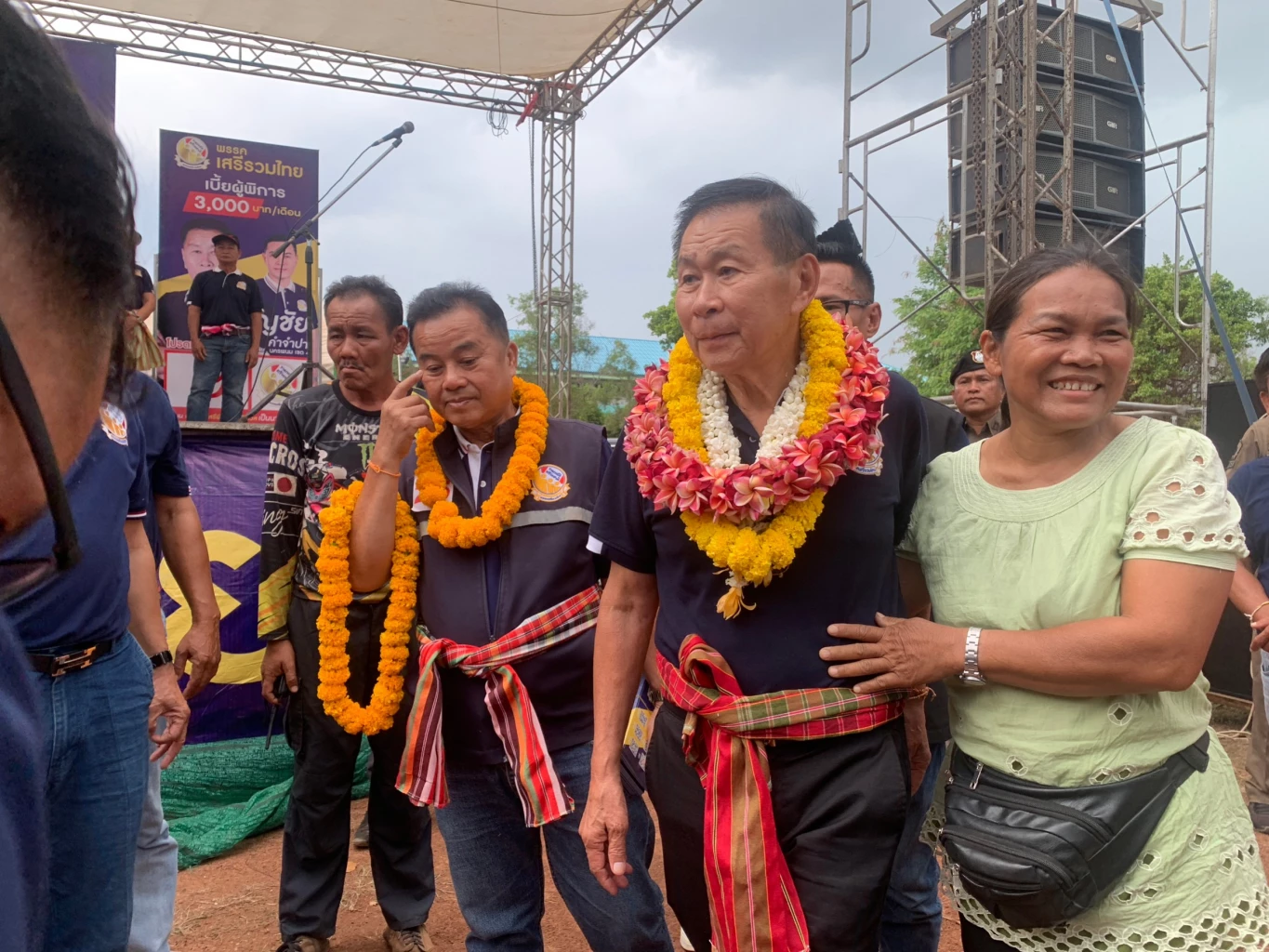 'เสรีพิศุทธ์' สับ ทิพานัน ยิงเลเซอร์หาเสียงเข้าข่ายใช้ของหลวงหาเสียง