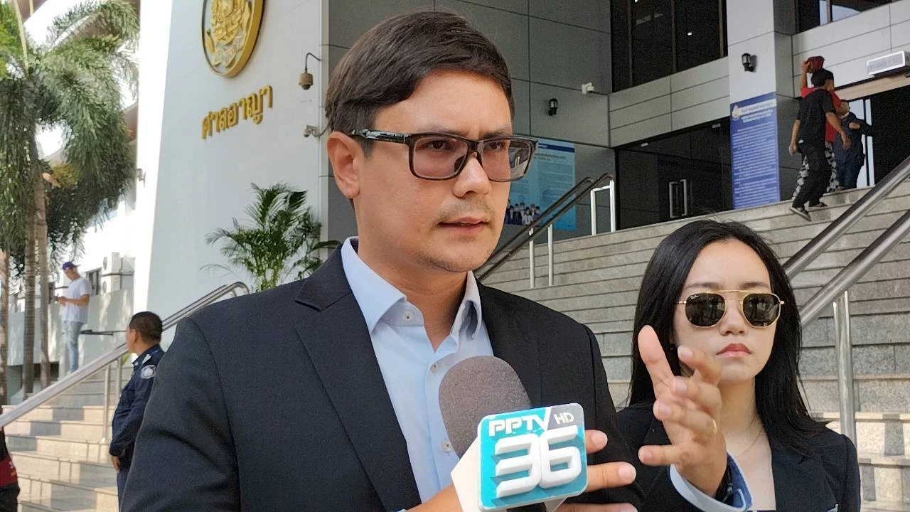 'รังสิมันต์ โรม'แอ่นอกสู้คดีสว.อุปกิตฟ้องเรียกค่าเสียหาย 100 ล้าน