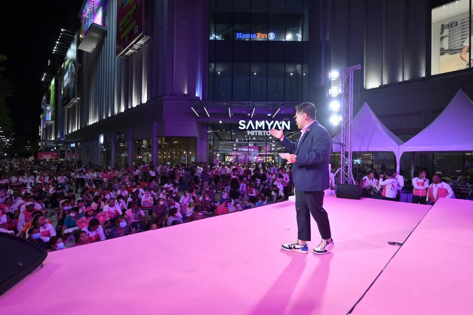 ปราศรัย'ชาติไทยพัฒนา'สนามกทม.คึก ชูวิทย์ ขอคำมั่น วราวุธ  ต้านกัญชาเสรี