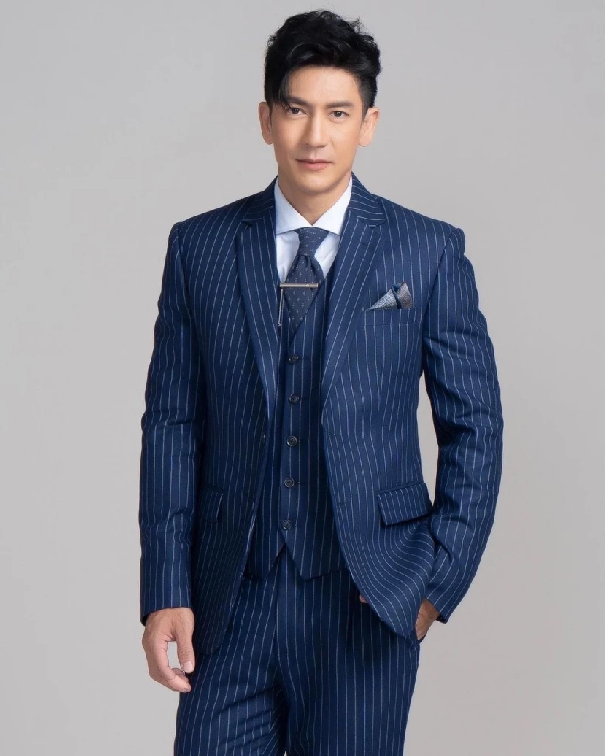 'ติ๊ก เจษฎาภรณ์' ฝากข้อความอะไรถึง 'กกต.' ทำคนไลก์สนั่น อ่านแล้วร้องอุ้ย?