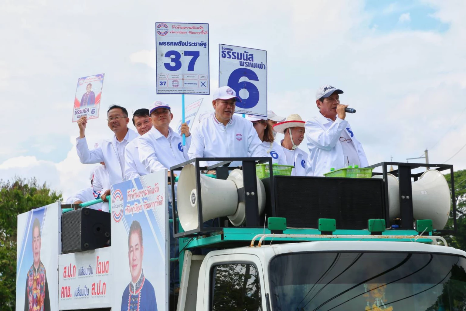 'ธรรมนัส' มั่นใจ 'พลังประชารัฐ' กวาด สส.ยกจังหวัด 'พะเยา-แม่ฮ่องสอน'