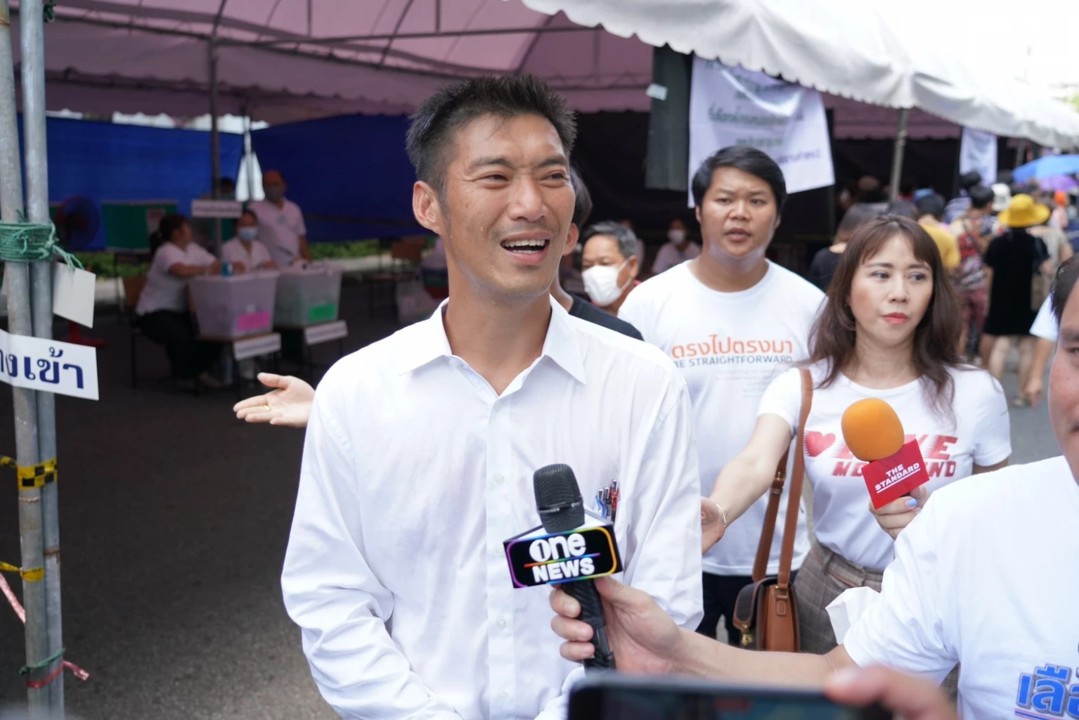 ธนาธรใช้สิทธิเลือกตั้ง