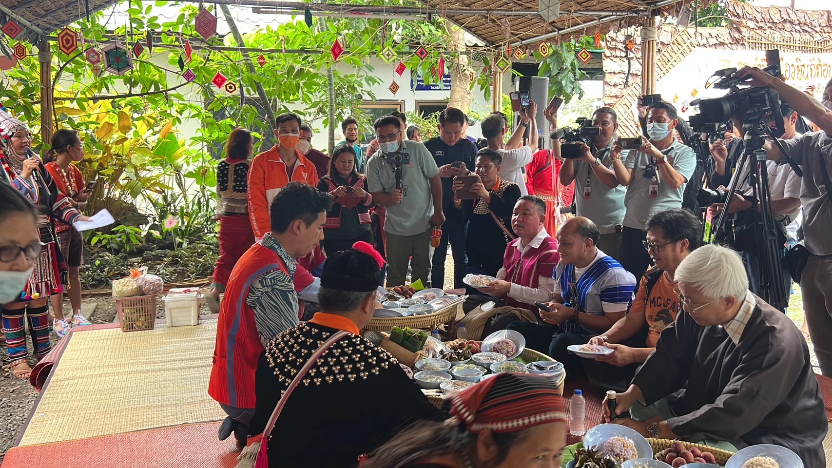 ‘พิธา’ ลั่นเป็น ‘นายกฯ’ พร้อมขับเคลื่อน ‘สัญชาติ'- ที่ดินทำกิน