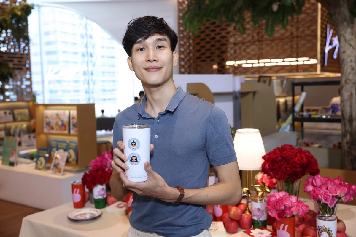 เพียว โลกุตรา