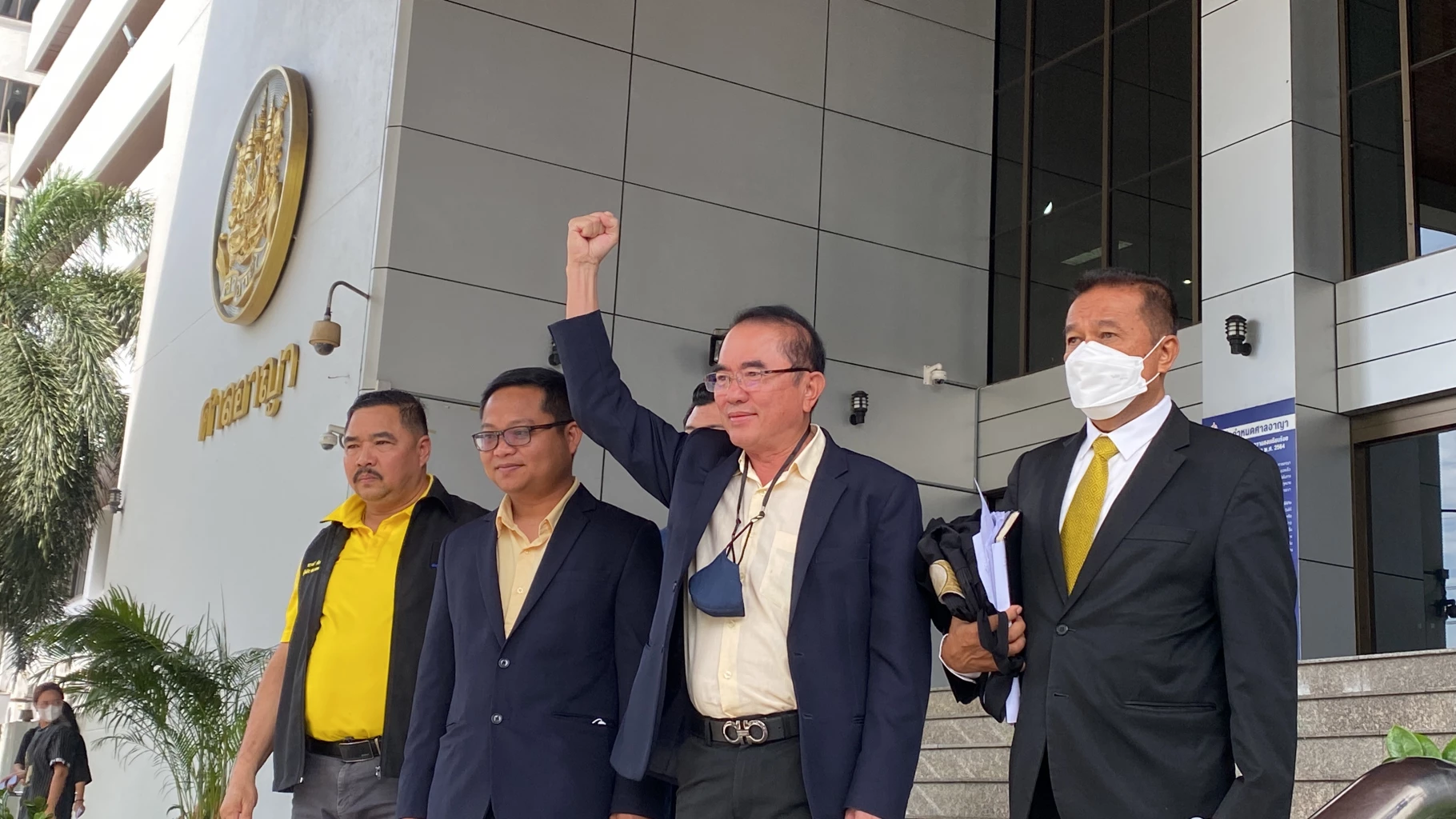 ‘หมอวรงค์’ เฮ ศาลยกฟ้อง คดีหมิ่น ‘ก้าวไกล’ ทำหน้าที่โดยสุจริตปกป้องสถาบัน