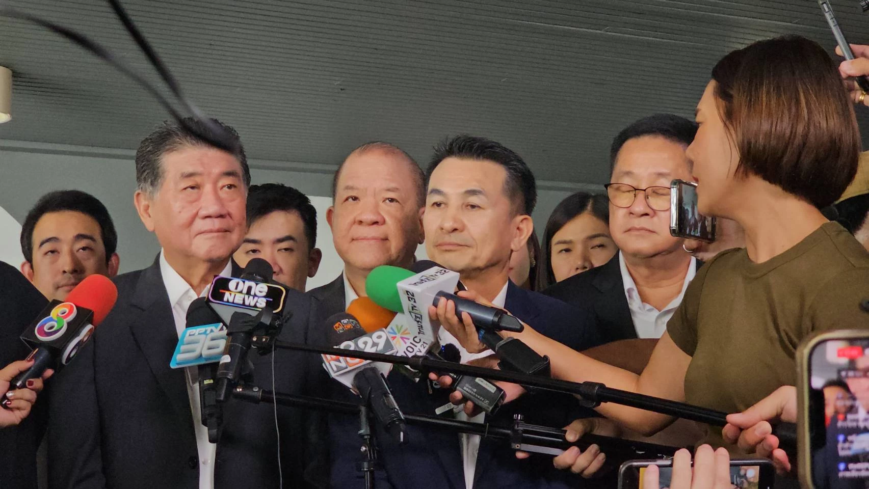 ‘เพื่อไทย’ พ้อ ‘พรรคอันดับ2’ ทำอะไรก็ผิด ย้ำปม ‘ประธานสภา’ จบ 2 ก.ค.