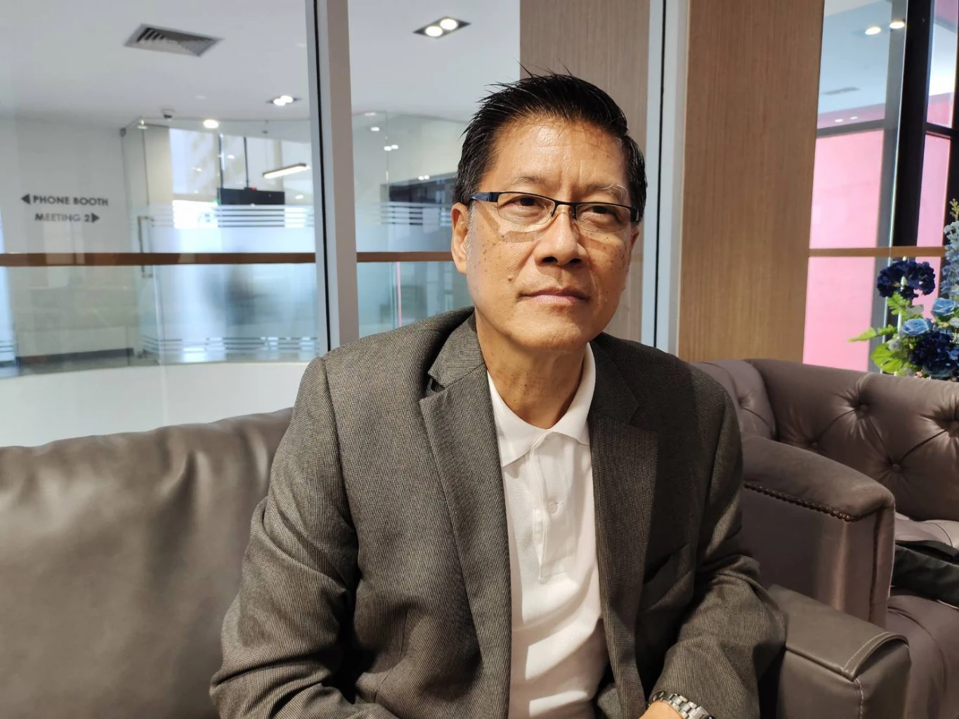 พล.ท.ภราดร พัฒนถาบุตร