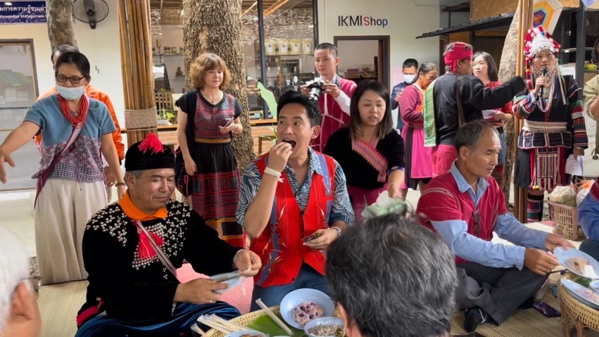 ‘พิธา’ ลั่น อยากจะตั้งรัฐบาลให้เร็ว เพื่อผลักดัน ‘สิทธิชาติพันธุ์’