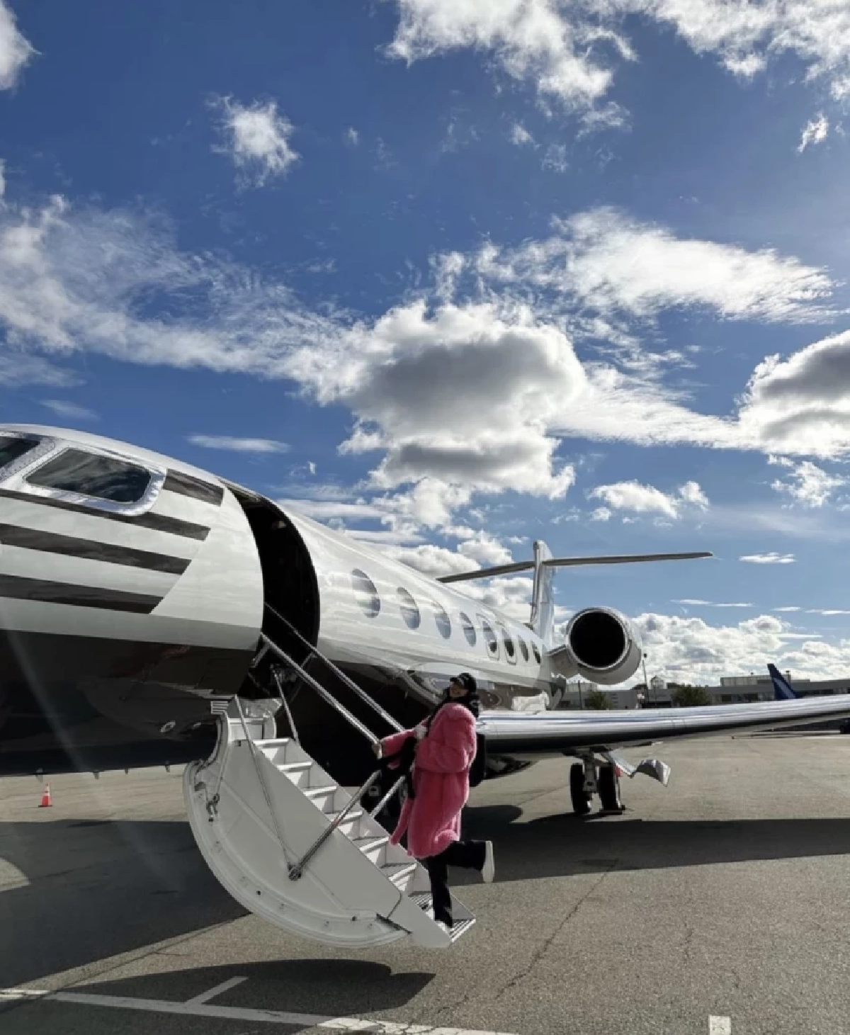 "ลิซ่า BLACKPINK"