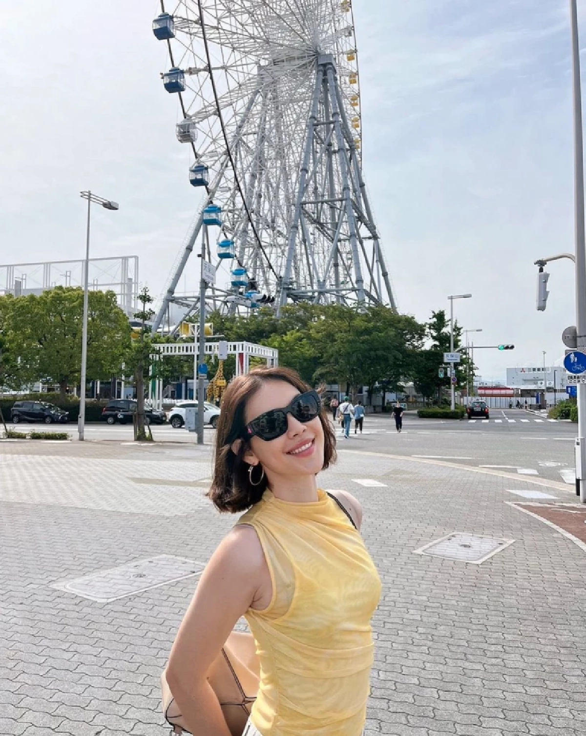 'แมท ภีรนีย์' ดินเนอร์หรู แห่หลุดโฟกัส สงสัยใครนั่งร่วมโต๊ะ