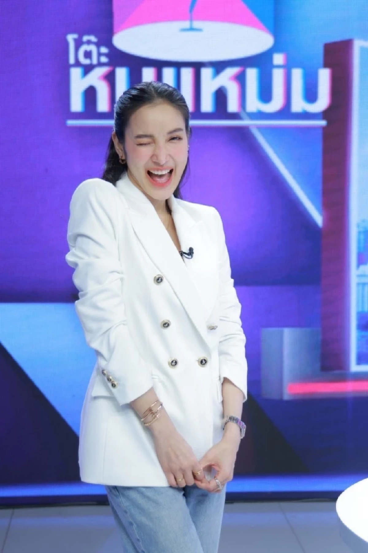 เคลียร์ทุกดราม่า 'แพท ณปภา' จบทุกประเด็น เปิดใจ เหตุผลคบแฟนเด็กอายุห่าง 14 ปี