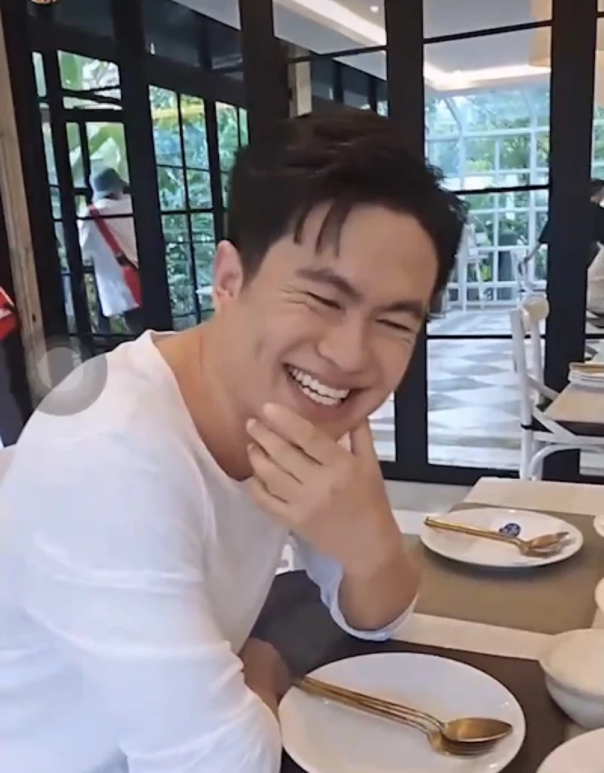 'แอฟ ทักษอร' ออกเดทกับชายหนุ่ม ลั่นแรงพูดชื่อ 'พิธาน' ผิด เรื่องเปลี่ยน