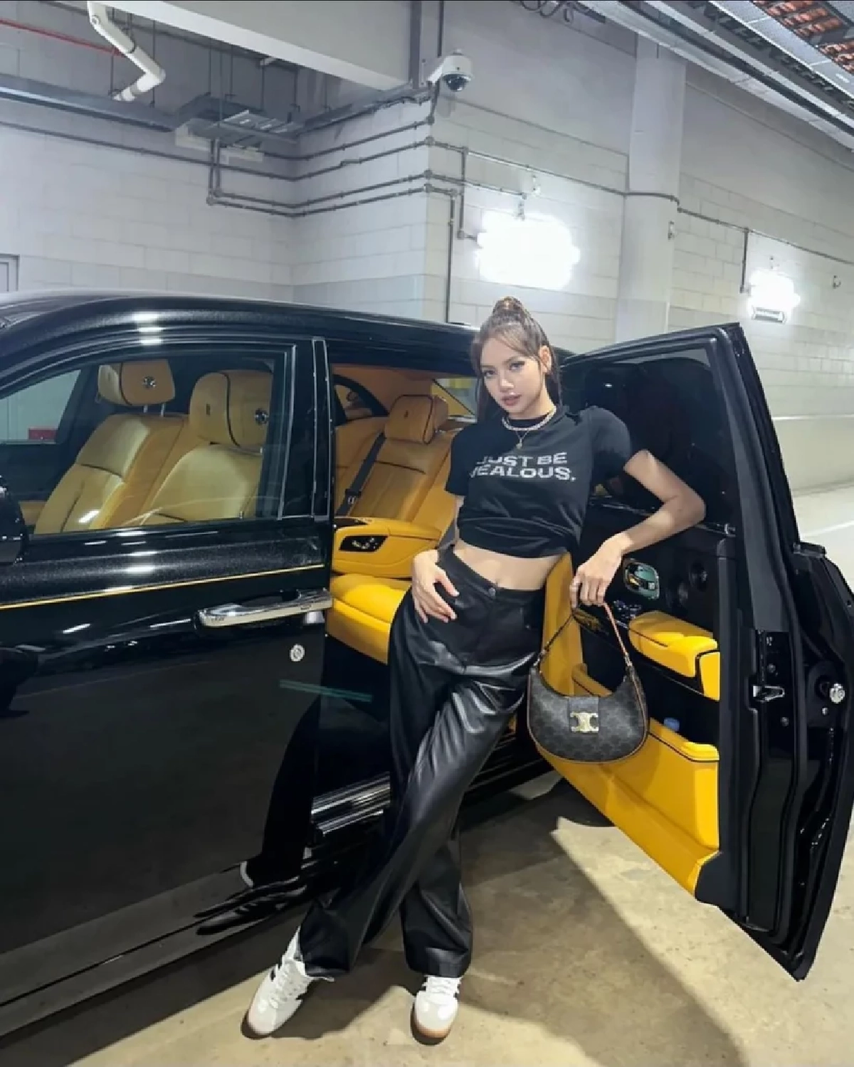 "ลิซ่า BLACKPINK"