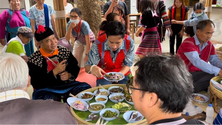 ‘พิธา’ ลั่น อยากจะตั้งรัฐบาลให้เร็ว เพื่อผลักดัน ‘สิทธิชาติพันธุ์’