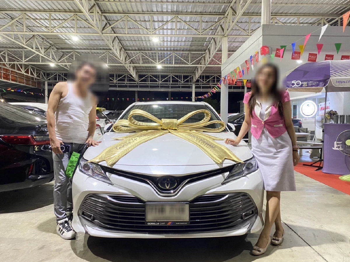 เพจสายไหมต้องรอด นำ ขรก.สาวร้อง บิ๊กโจ๊ก โดนจิ้งจอกสังคมหลอก จนเป็นหนี้เกือบ 5 ล้าน 