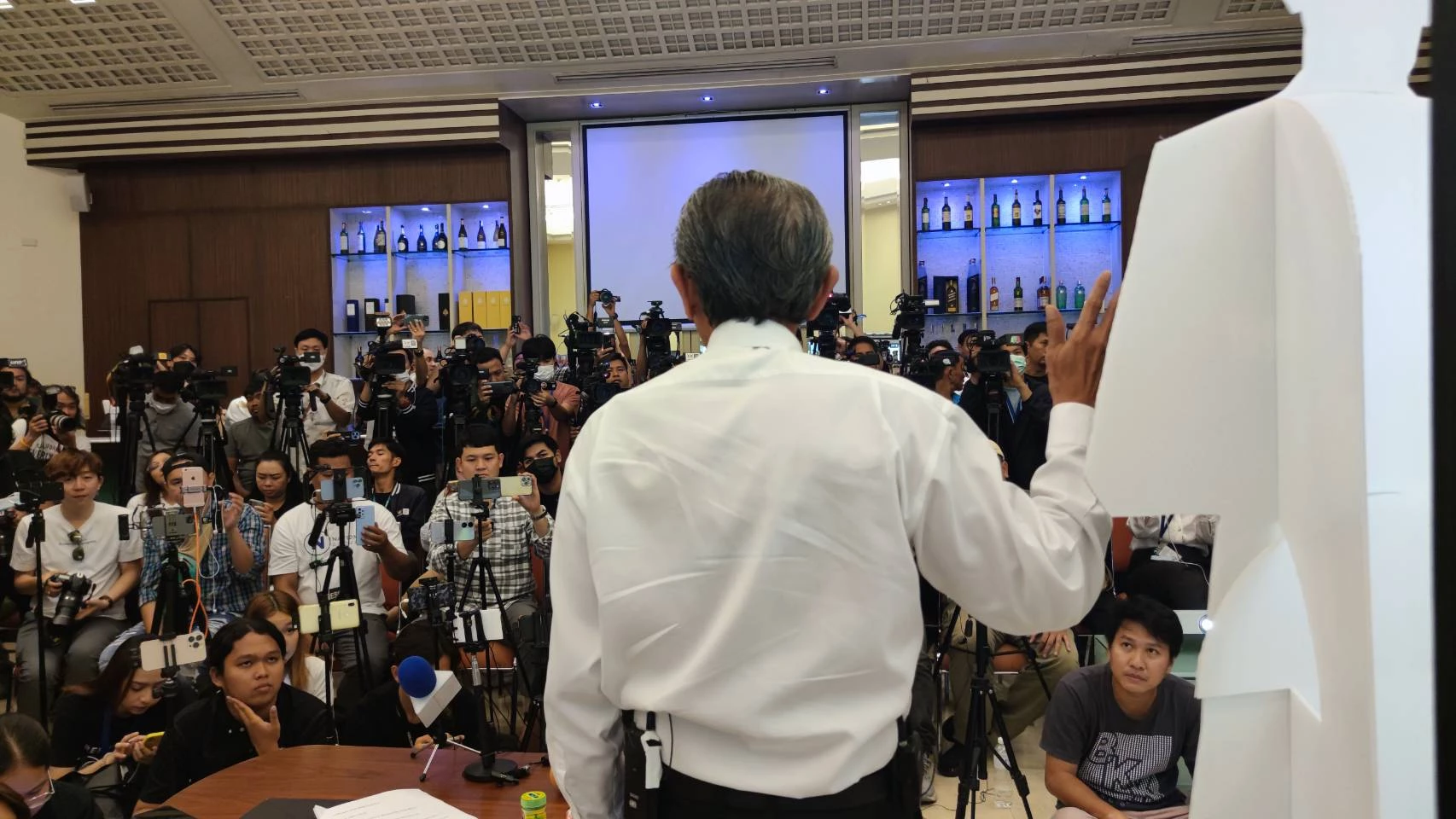 ชูวิทย์ ปูด ดีลเจรจา เปิดสูตร ตั้งรัฐบาล เพื่อไทย ภูมิใจไทย พลังประชารัฐ