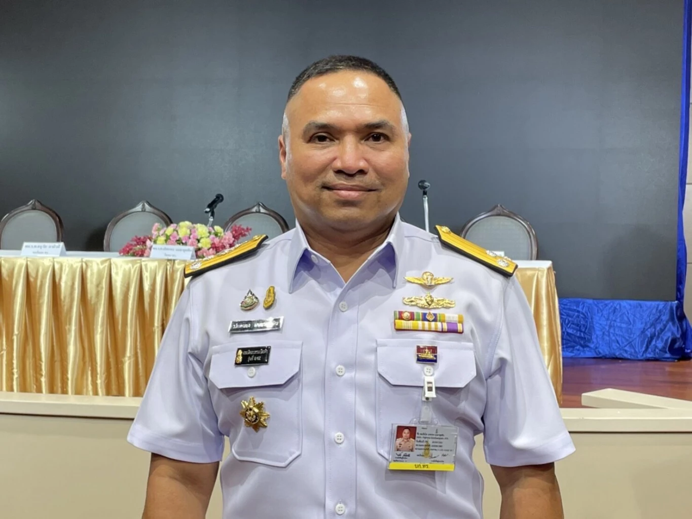 พล.ร.อ.ปกครอง มนธาตุผลิน โฆษกกองทัพเรือ