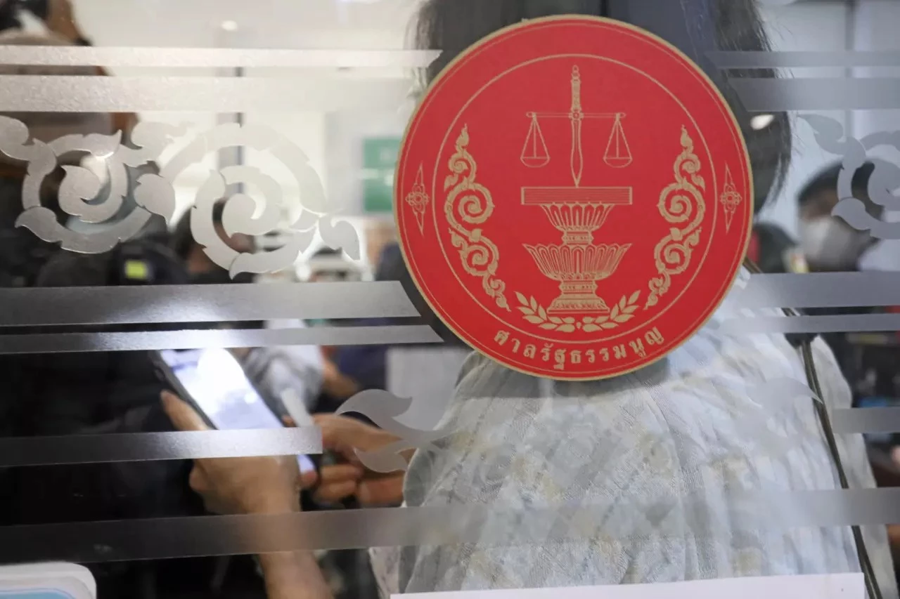 เปิด 'ตุลาการเสียงข้างน้อย' ค้านสั่งหยุดปฏิบัติหน้าที่ สส. ‘พิธา’