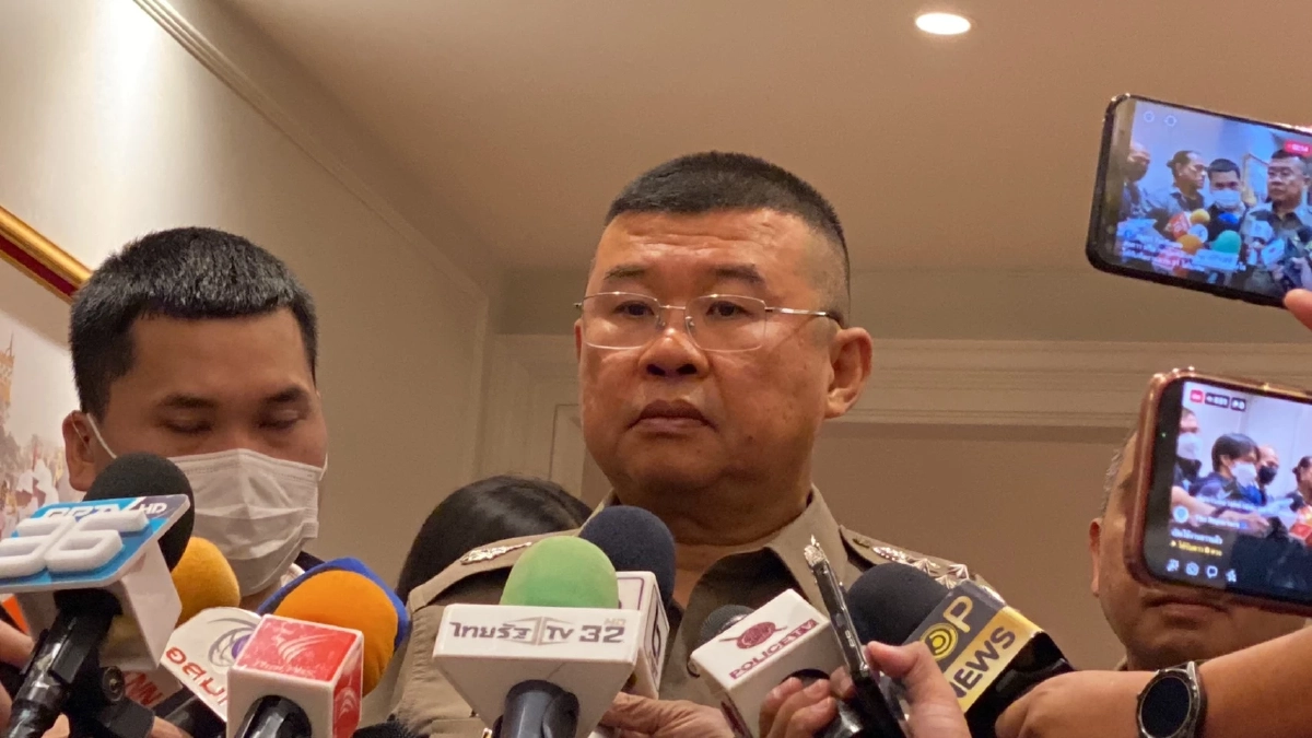 พล.ต.อ.ดำรงศักดิ์ กิตติประภัสร์ ผบ.ตร.สั่งเตรียมสถานที่พร้อมรับทักษิณ