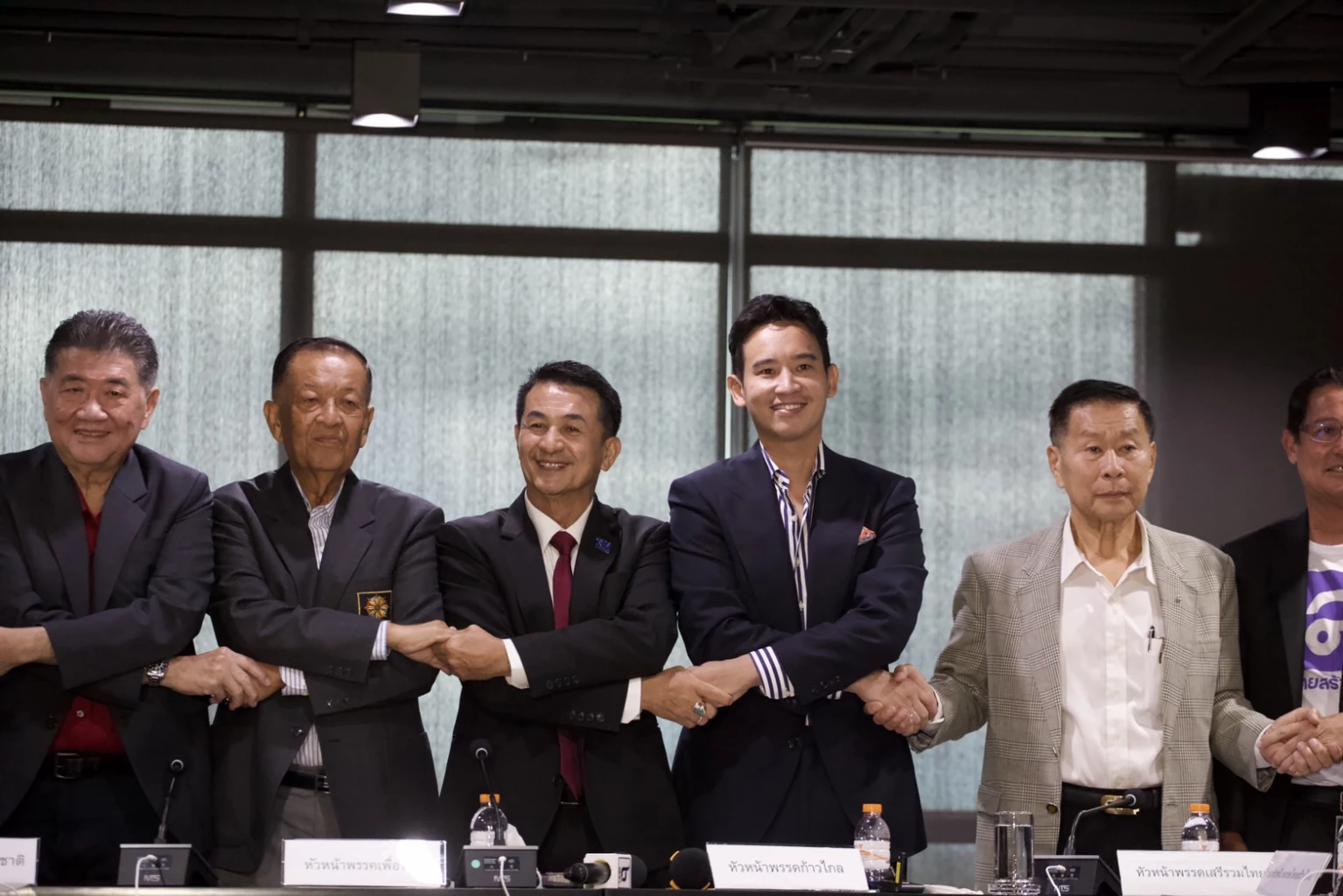 ‘วันนอร์’ พร้อมนั่ง ‘ประธานสภา’ เดินหน้า 'ตั้งรัฐบาล' ประชาธิปไตย