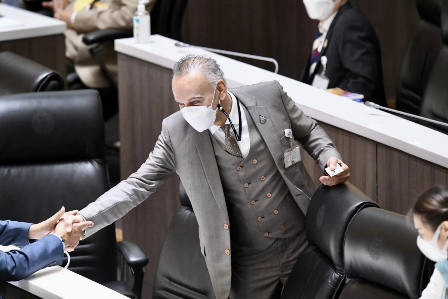 ชาดา ไทยเศรษฐ์