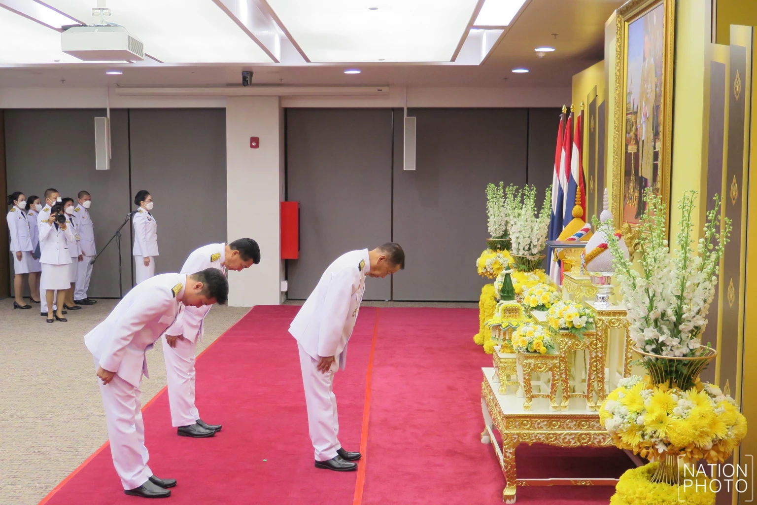 โปรดเกล้าฯ แต่งตั้งประธานสภาฯ-รองประธานสภาฯ แล้ว