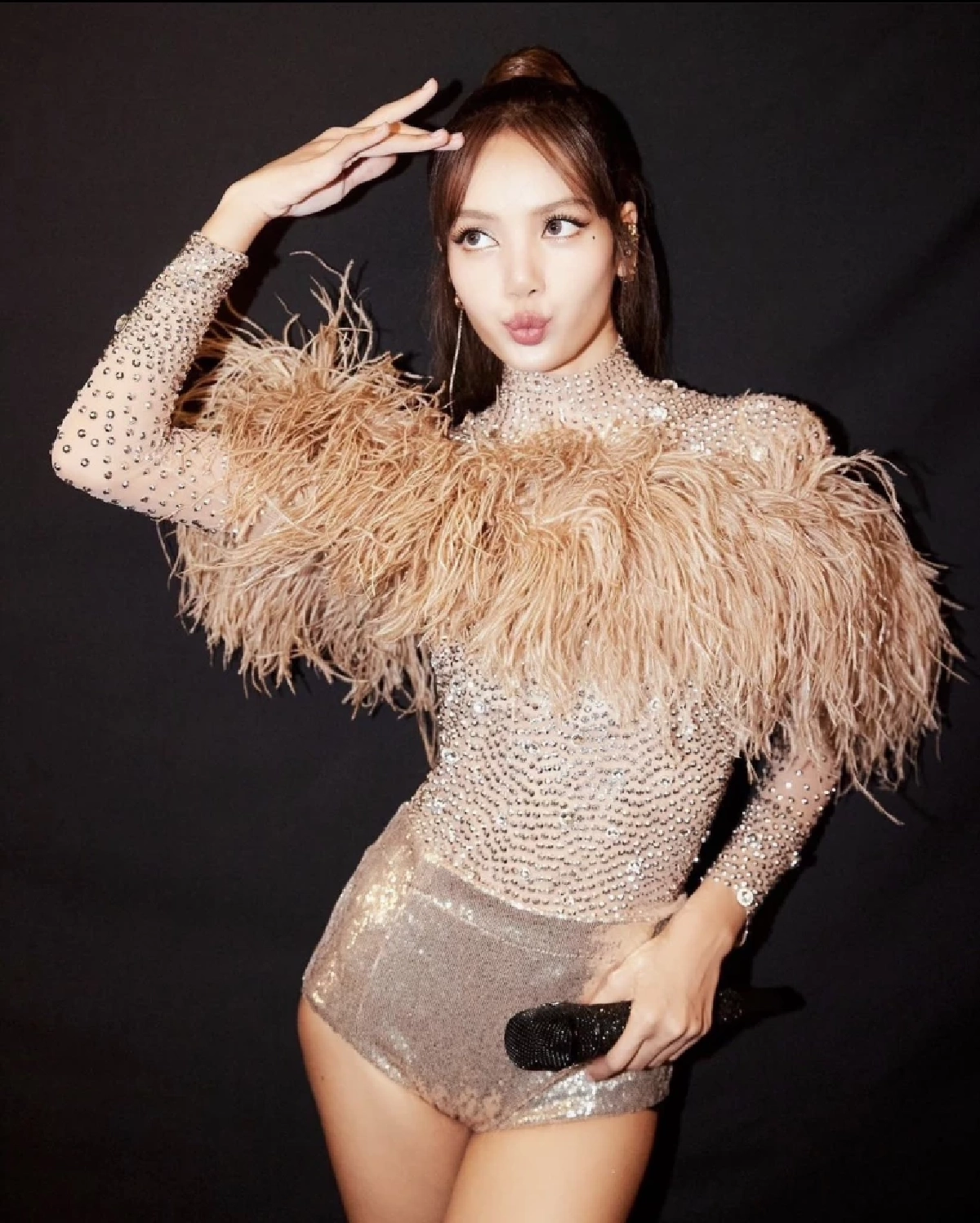 "ลิซ่า BLACKPINK"