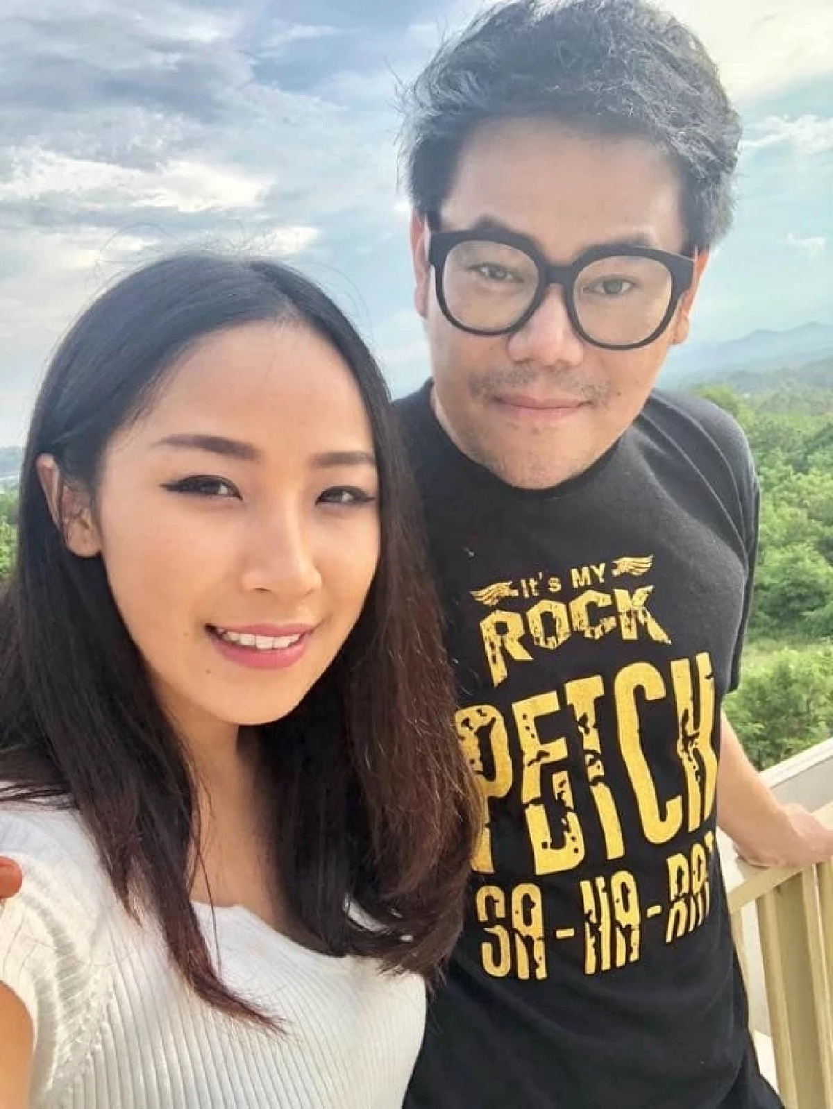 "นินิว นิภารัตน์" ประกาศจบความสัมพันธ์ "เพชร สหรัตน์"