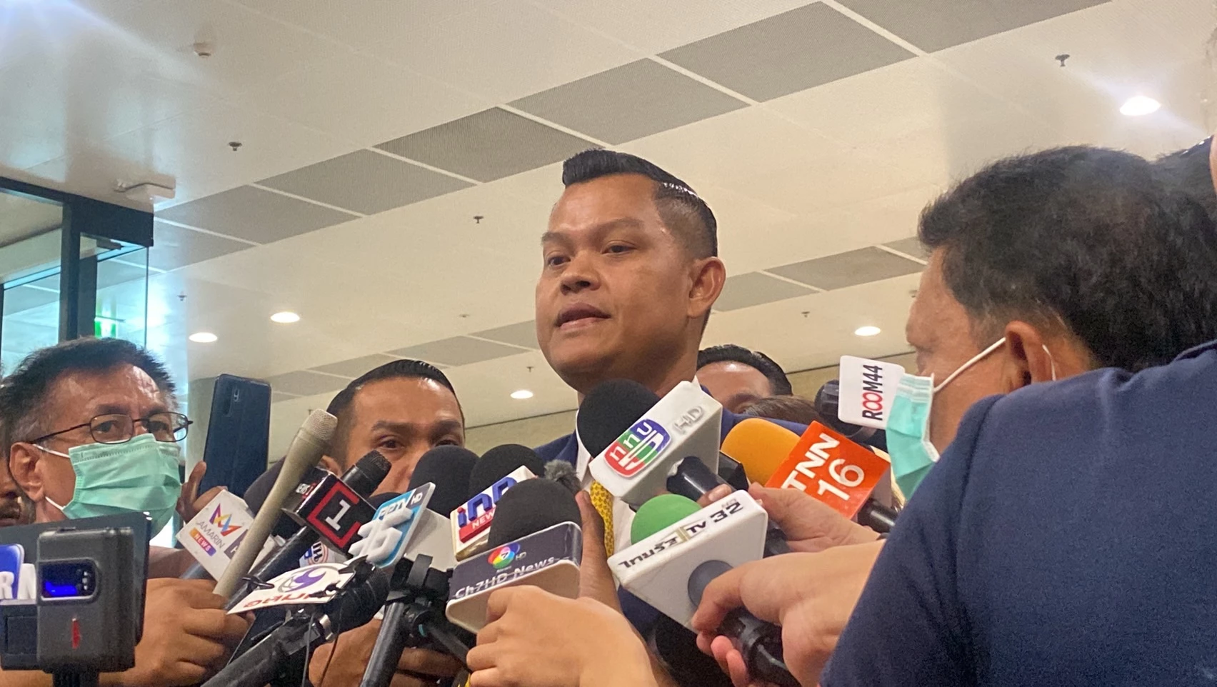 รววมไทยสร้างชาติ 