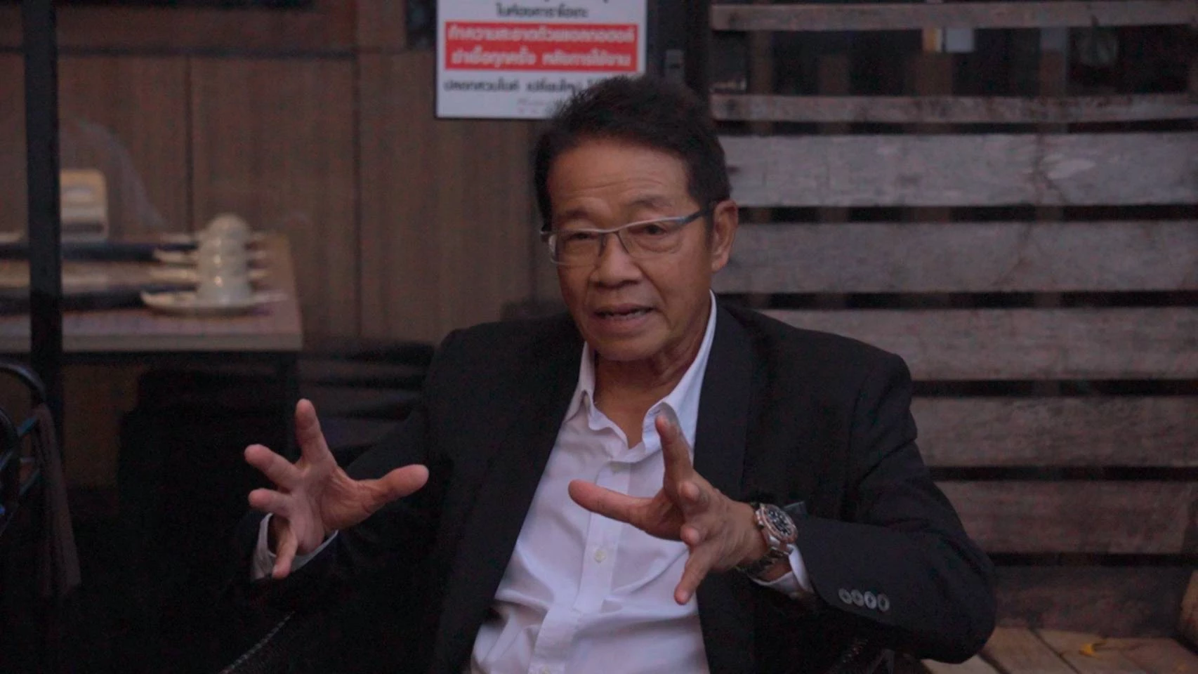 ประพันธ์ คูณมี สมาชิกวุฒิสภา