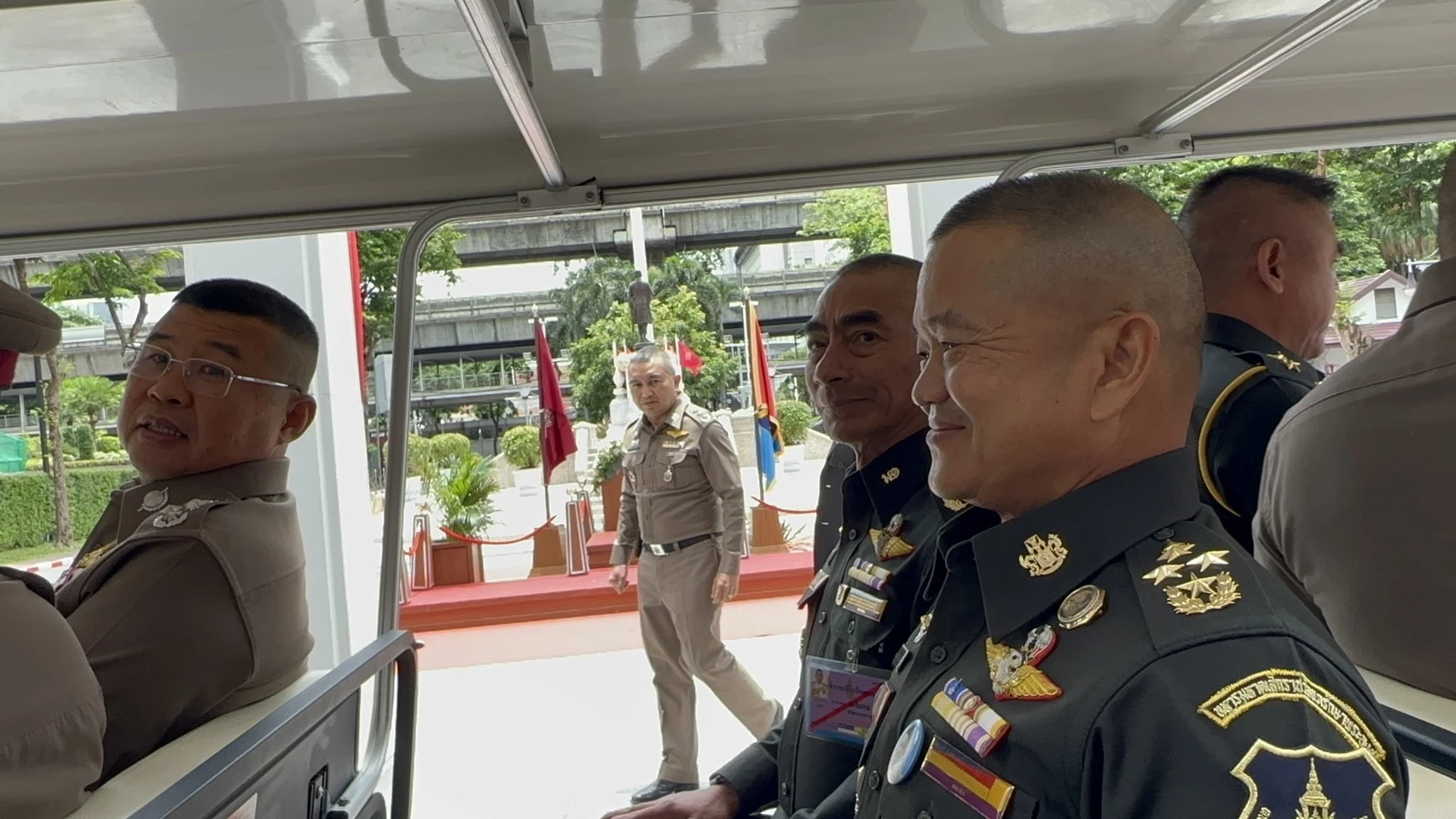 บิ๊กบี้ พล.อ.ณรงค์พันธ์ จิตต์แก้วแท้