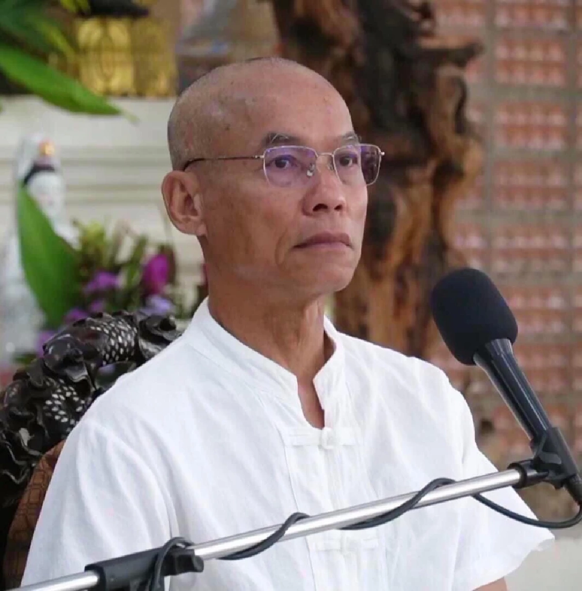 อดีตพระพุทธะอิสระ อดีตแกนนำ กปปส. 