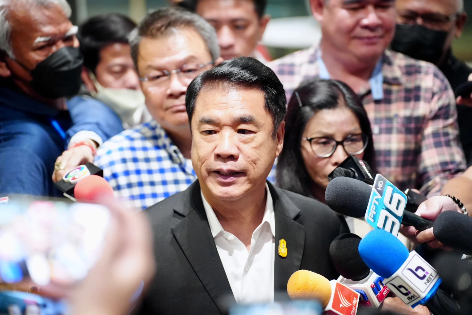 นายสุริยะ จึงรุ่งเรืองกิจ สส. บัญชีรายชื่อ พรรคเพื่อไทย