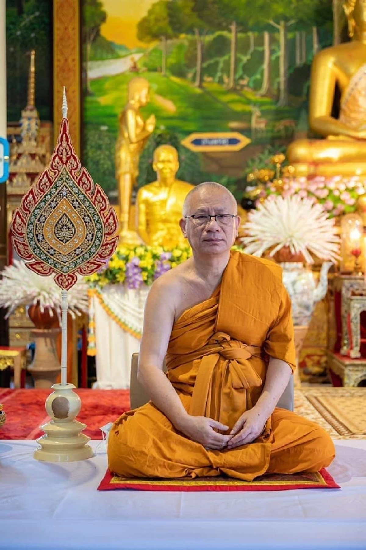 ระพุทธบาทพิทักษ์ (ชวลิต จารุวณฺโณ) อดีตรองเจ้าคณะจังหวัดลำพูน อดีตเจ้าคณะอำเภอป่าซาง อดีตเจ้าอาวาสวัดพระพุทธบาทตากผ้า พระอารามหลวง