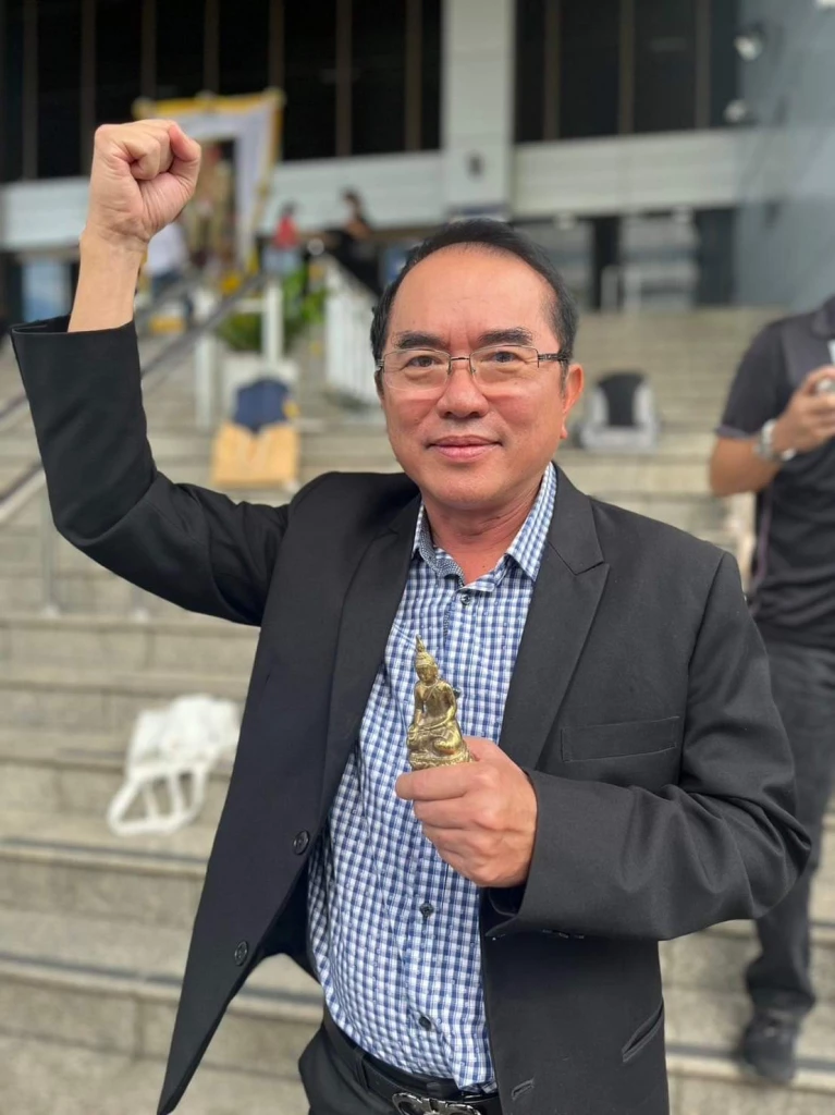 นพ. วรงค์ เดชกิจวิกรม หัวหน้าพรรคไทยภักดี