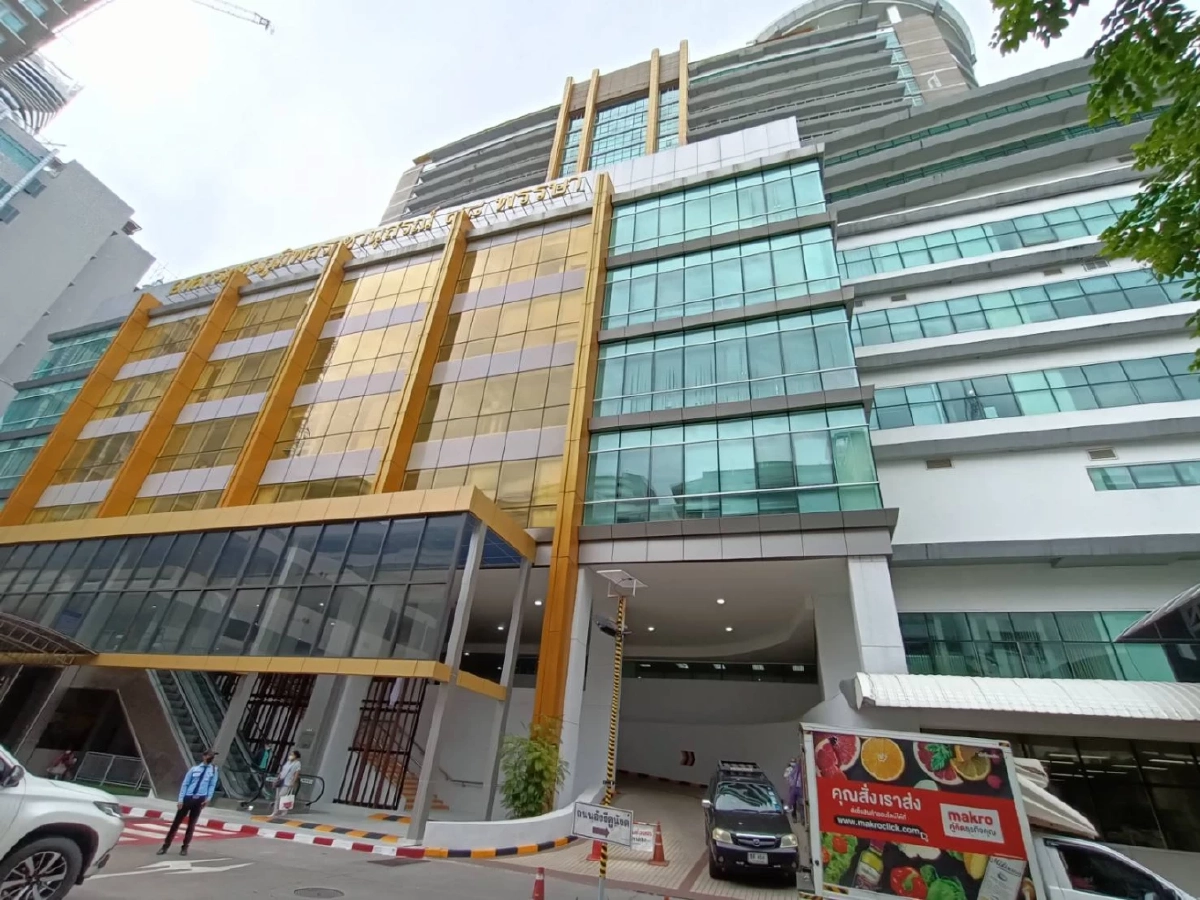 ผบ.เรือนจำพิเศษกรุงเทพ ยืนยัน ทักษิณ ยังอยู่ รพ.ตำรวจ