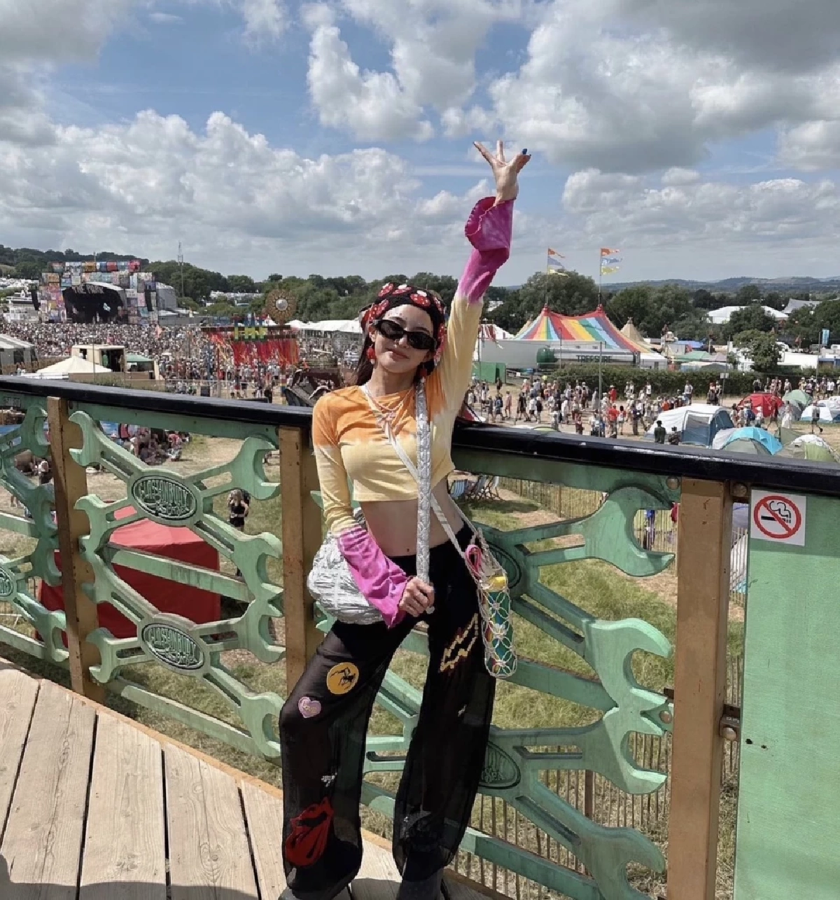 'มายด์ ลภัสลัล' โดนจวกพฤติกรรม ตามศิลปินเข้าโรงแรม-ห้องน้ำ เป็น 'ซาแซง' ?