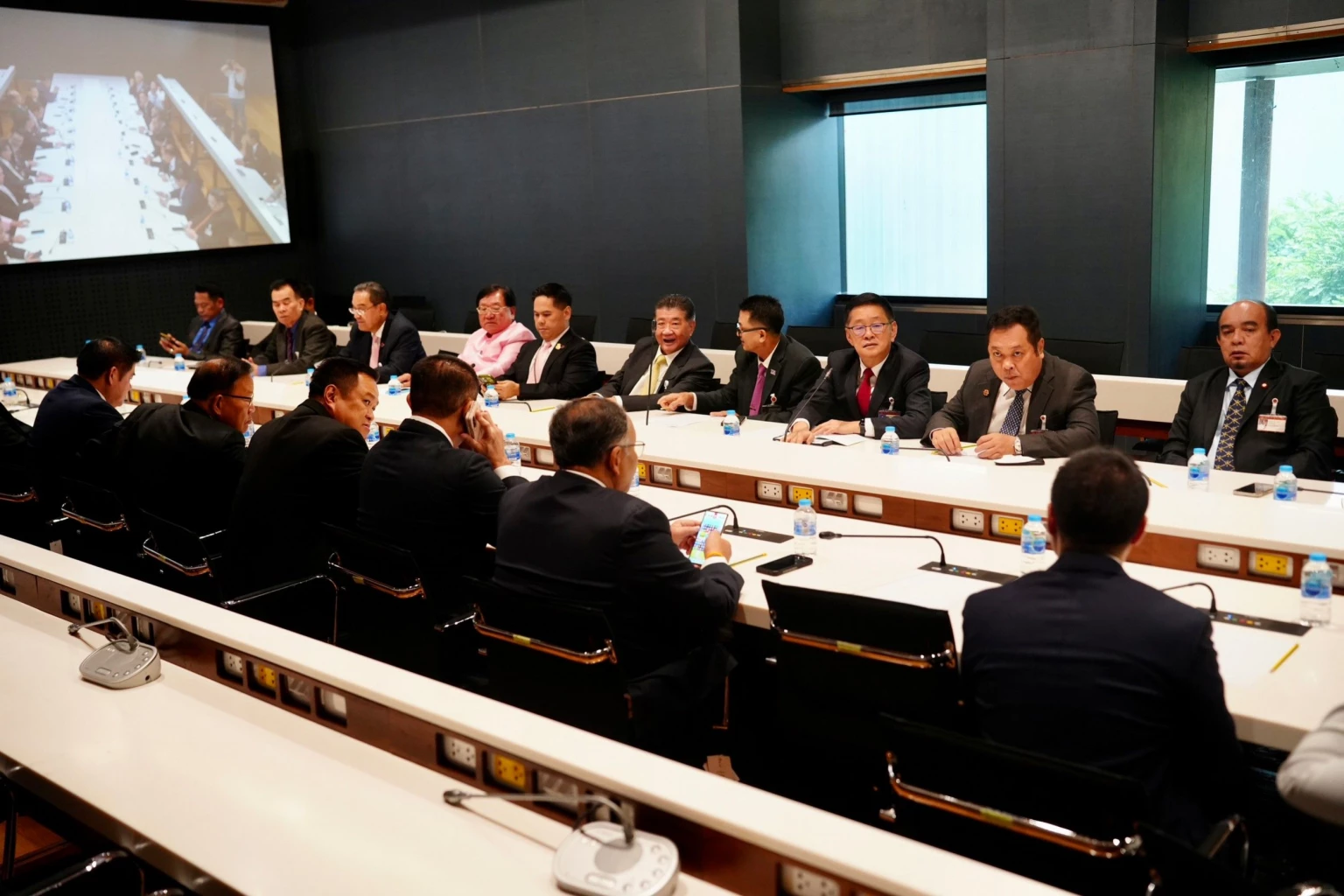 เปิดคำแถลง‘จัดตั้งรัฐบาล’ชูไม่แก้ ม.112-ไม่มี ก.ก. ดัน‘เศรษฐา’นายกคนที่30