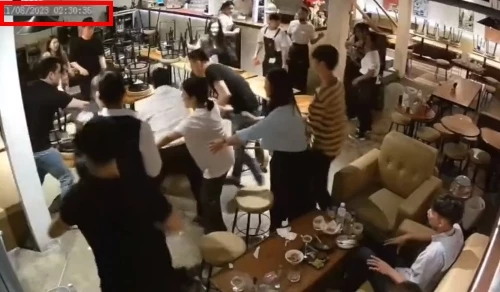 งานเข้า 'สก.วิพุธ' สั่งสอบร้านย่านเอกมัยเปิดเกินเวลา หลัง สส.ก้าวไกล วิวาท