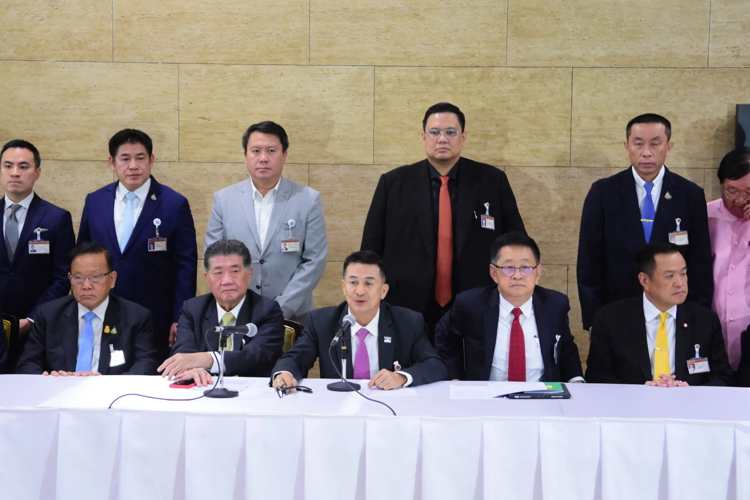 เปิดคำแถลง‘จัดตั้งรัฐบาล’ชูไม่แก้ ม.112-ไม่มี ก.ก. ดัน‘เศรษฐา’นายกคนที่30