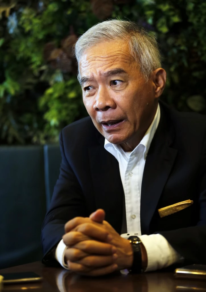 'สุวัจน์' ย้ำรัฐบาลมีเสถียรภาพ 'ฝ่ายค้าน' ที่เข้มแข็ง ประเทศได้ประโยชน์