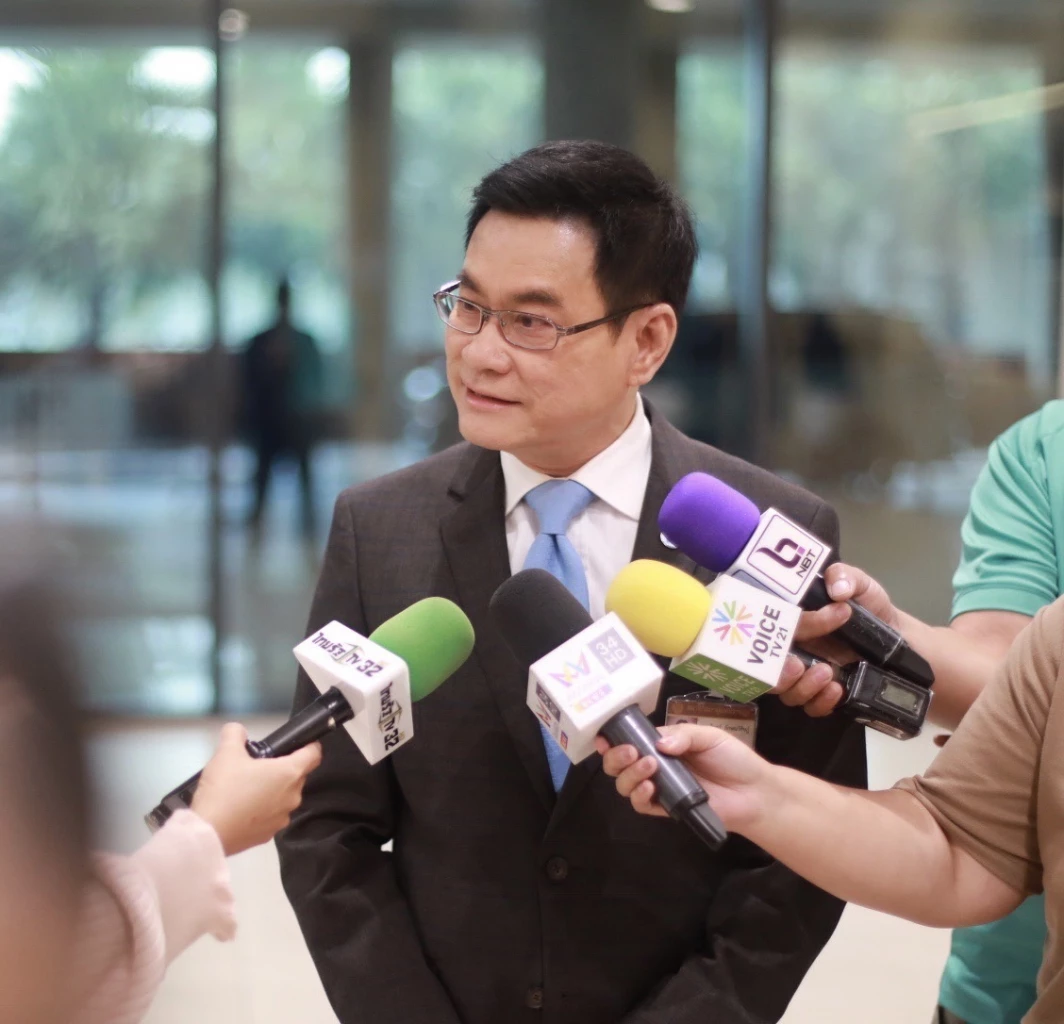 'จุรินทร์' ยินดี เศรษฐา นั่งนายกฯ ลั่น 'ปชป.' พร้อมทำหน้าที่ 'ฝ่ายค้าน'