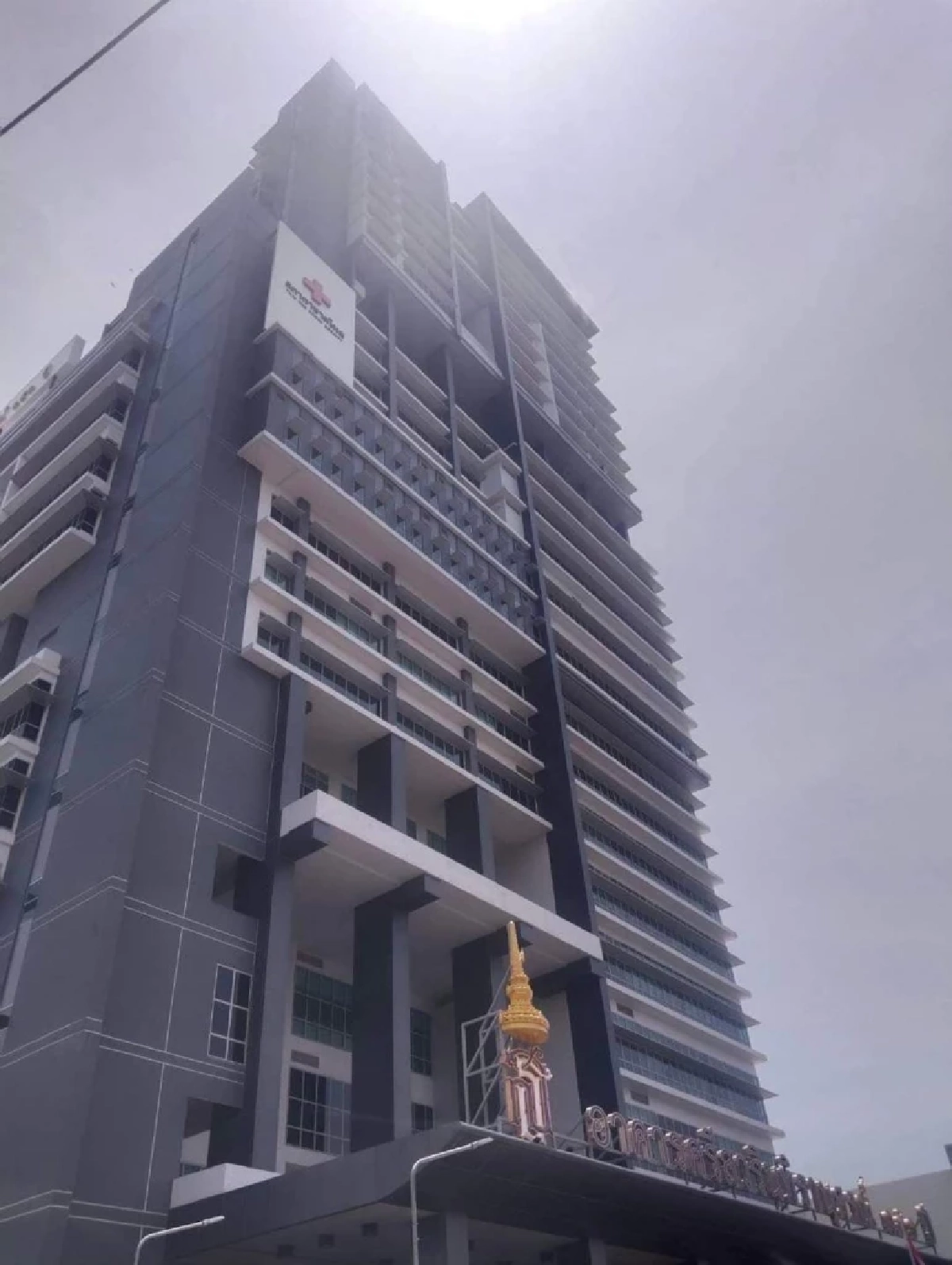 ทีมผู้บริหาร รพ.สมเด็จพระบรมราชเทวี แจงเหตุไฟไหม้ ตึก 150 ปี 