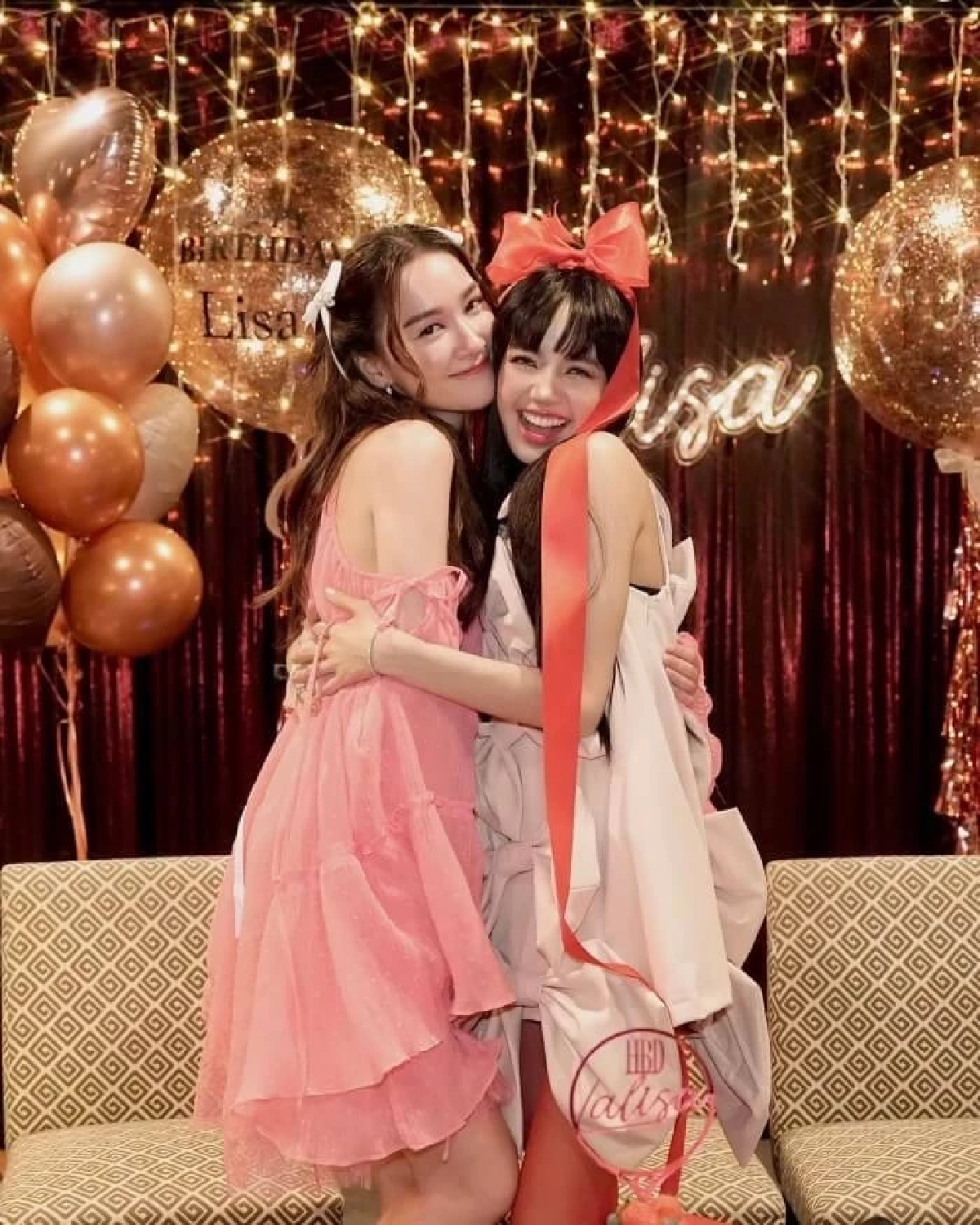 'เดียร์น่า' ตอบแล้ว 'ลิซ่า BLACKPINK' ถูกลือออกเดทเศรษฐีหนุ่ม พร้อมซัพพอร์ต