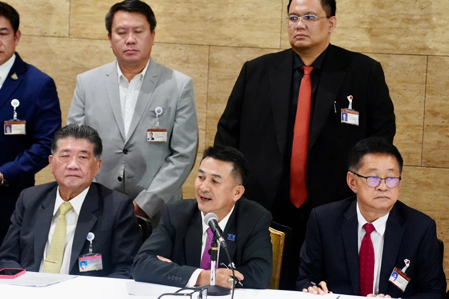 เปิดคำแถลง‘จัดตั้งรัฐบาล’ชูไม่แก้ ม.112-ไม่มี ก.ก. ดัน‘เศรษฐา’นายกคนที่30